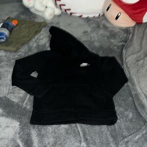 Black 4t nike hoodie